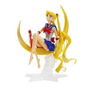 Sailor Moon Figurine